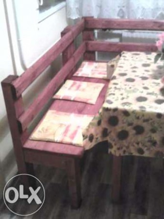 kül és beltéri étkező sarok asztallal